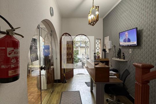 Casa à venda com 4 quartos, 180m² em Consolação, São Paulo