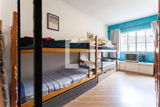 Quarto de apartamento para alugar com 4 quartos, 131m² em Santo Amaro, São Paulo