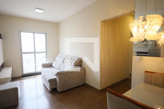 Apartamento para alugar com 2 quartos, 62m² em Bussocaba, Osasco