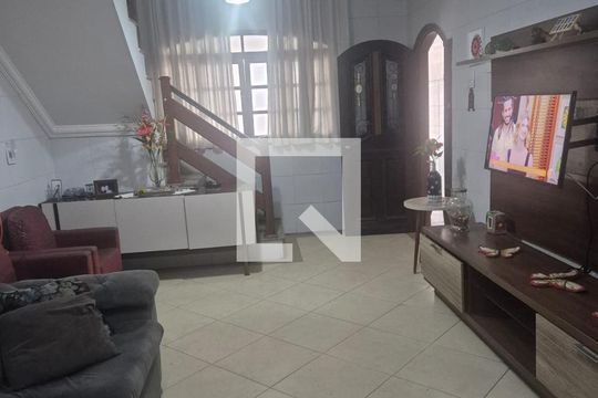 Casa à venda com 5 quartos, 190m² em Vila dos Minerios, São Paulo