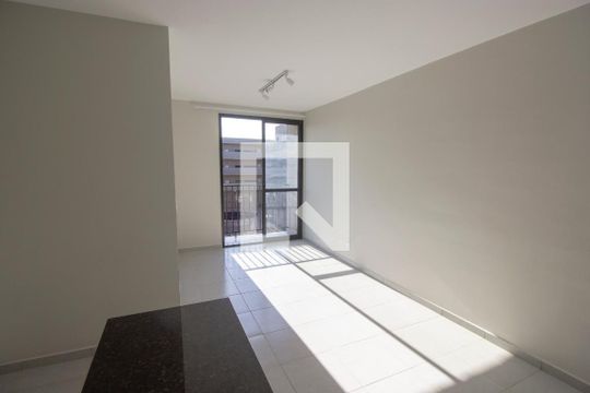 Apartamento à venda com 2 quartos, 56m² em Sh Sol Nascente, Brasília
