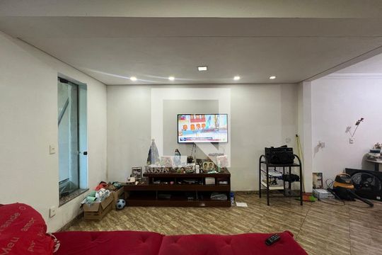 Casa à venda com 4 quartos, 300m² em Carajás, Contagem