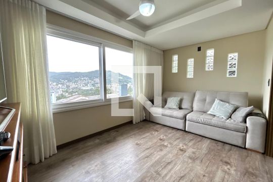 Apartamento para alugar com 3 quartos, 52m² em Carvoeira, Florianópolis