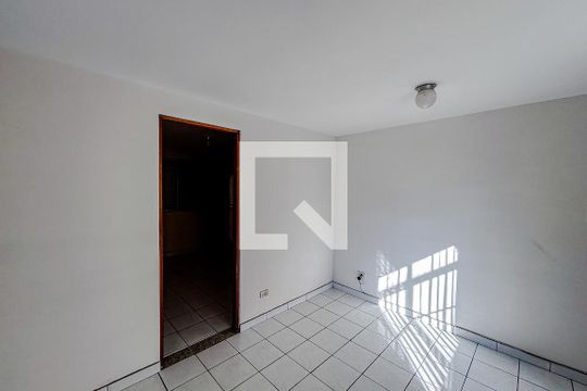 Apartamento para alugar com 2 quartos, 56m² em Vila Silvia, São Paulo
