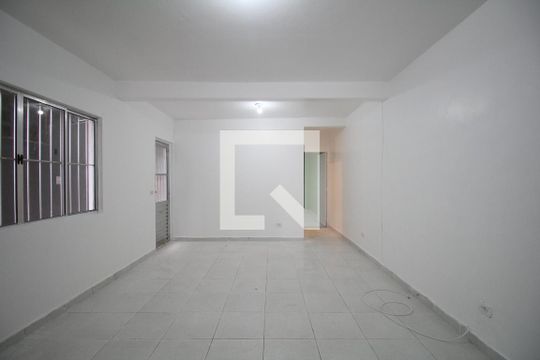 Casa para alugar com 2 quartos, 120m² em Parque das Cigarreiras, Taboão da Serra
