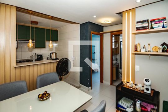 Apartamento à venda com 2 quartos, 42m² em Juliana, Belo Horizonte