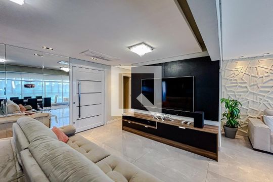 Apartamento para alugar com 3 quartos, 127m² em Tatuapé, São Paulo