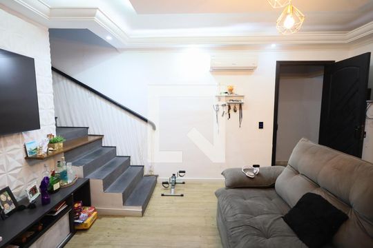 Casa para alugar com 3 quartos, 125m² em Veloso, Osasco