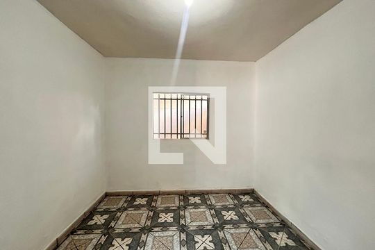 Casa para alugar com 2 quartos, 48m² em Nacional, Contagem