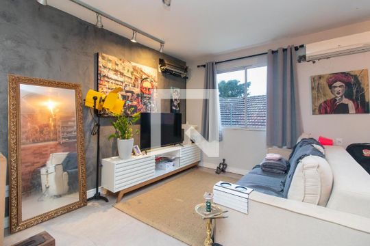 Apartamento à venda com 1 quarto, 38m² em Teresópolis, Porto Alegre