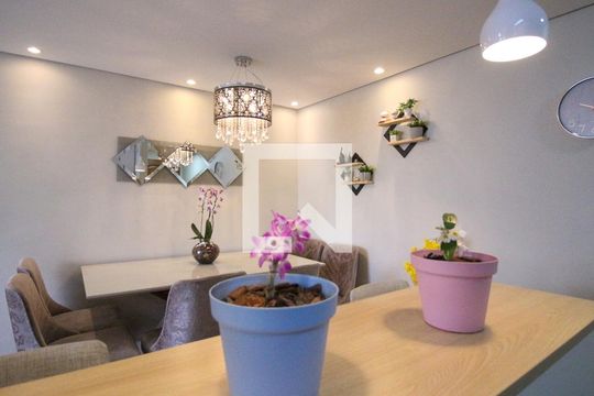 Apartamento à venda com 2 quartos, 56m² em Vila Ivone, São Paulo