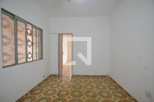 Casa para alugar com 2 quartos, 55m² em Bento Ribeiro, Rio de Janeiro