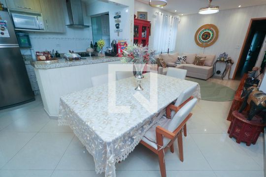 Apartamento à venda com 3 quartos, 80m² em Campestre, Santo André