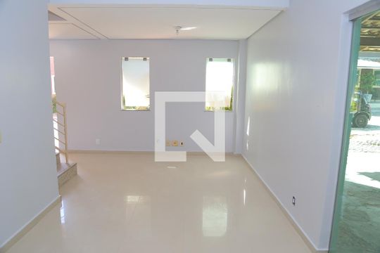 Casa de Condomínio para alugar com 3 quartos, 79m² em Jardim Imperial, Aparecida de Goiânia