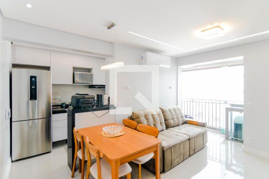 Apartamento à venda com 1 quarto, 43m² em Vila Rosalia, Guarulhos