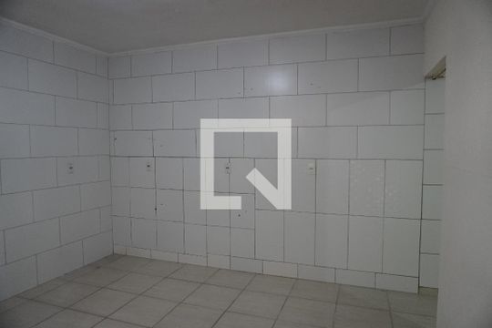 Casa para alugar com 1 quarto, 30m² em Conjunto Habitacional Sitio Conceicao, São Paulo