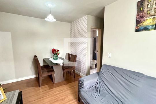 Apartamento à venda com 2 quartos, 49m² em Jardim Maria Dirce, Guarulhos
