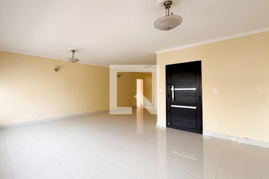 Apartamento para alugar com 2 quartos, 155m² em Baeta Neves, São Bernardo do Campo