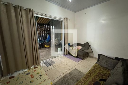 Casa à venda com 3 quartos, 130m² em Qnl 28, Brasília