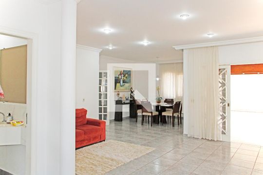 Casa de Condomínio à venda com 3 quartos, 290m² em Jardim Italia, Vinhedo