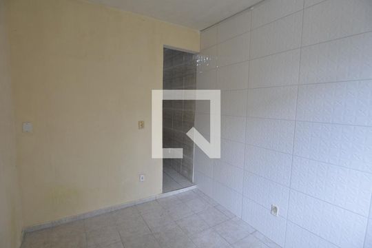 Quarto de apartamento para alugar com 2 quartos, 73m² em Benfica, Rio de Janeiro