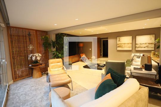 Apartamento à venda com 3 quartos, 212m² em Cidade São Francisco, São Paulo