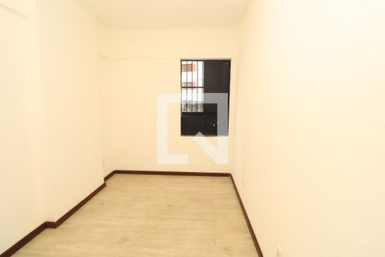 Apartamento para alugar com 4 quartos, 78m² em Imbuí, Salvador
