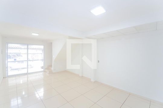 Casa para alugar com 2 quartos, 130m² em Residencial Parque Cumbica, Guarulhos