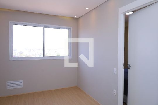 Apartamento para alugar com 2 quartos, 35m² em Conjunto Residencial José Bonifácio, São Paulo