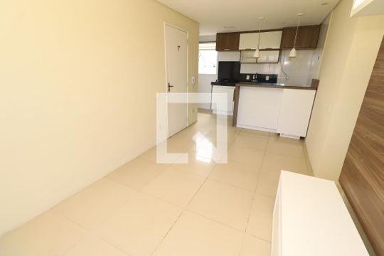 Apartamento para alugar com 2 quartos, 49m² em Jardim das Margaridas, Salvador