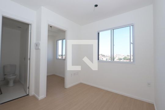 Apartamento para alugar com 2 quartos, 25m² em Vila Ema, São Paulo