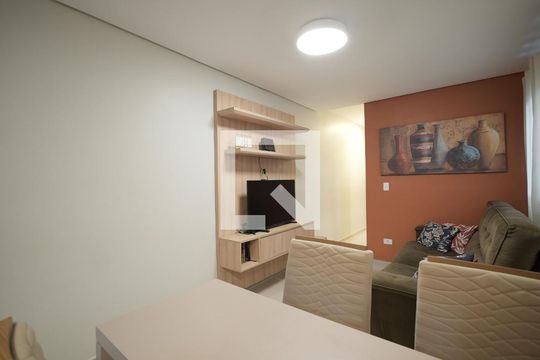 Apartamento para alugar com 2 quartos, 65m² em Vila Valparaíso, Santo André