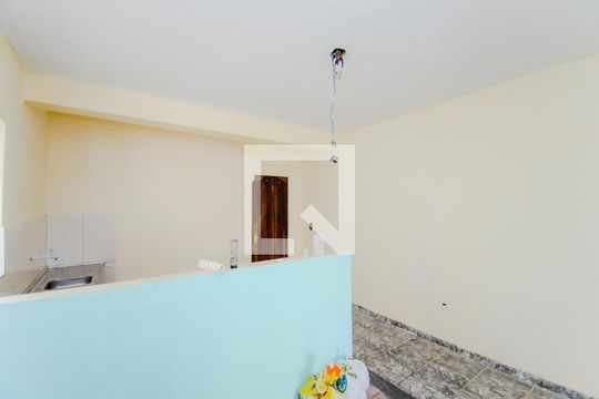 Casa para alugar com 1 quarto, 45m² em Jardim Zimbardi, Guarulhos