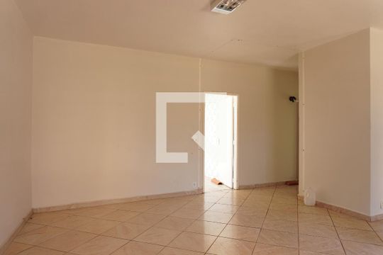 Casa para alugar com 4 quartos, 240m² em Jardim Paraiso, São Carlos