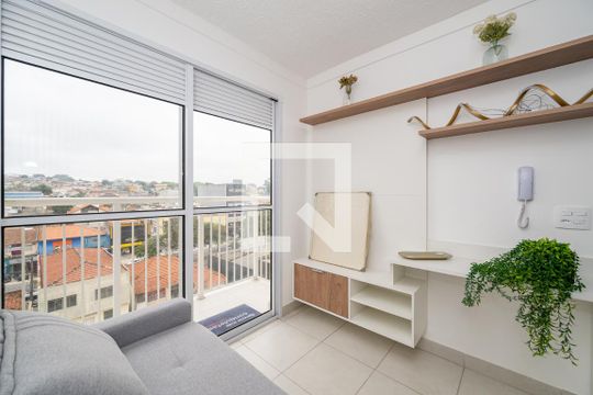 Kitnet/Studio para alugar com 1 quarto, 26m² em Jardim Itacolomi, São Paulo