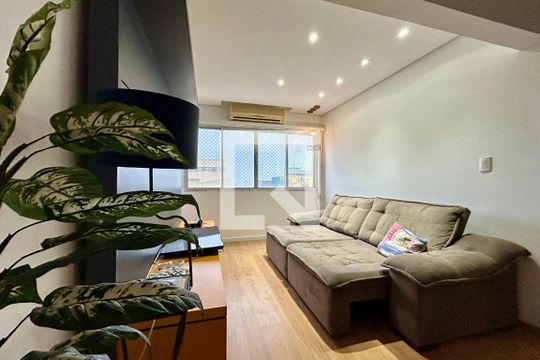 Apartamento para alugar com 3 quartos, 138m² em Centro, Florianópolis