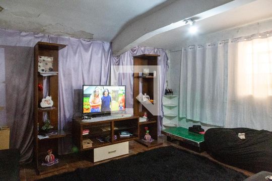 Casa para alugar com 2 quartos, 125m² em Jardim Divinolandia, Guarulhos