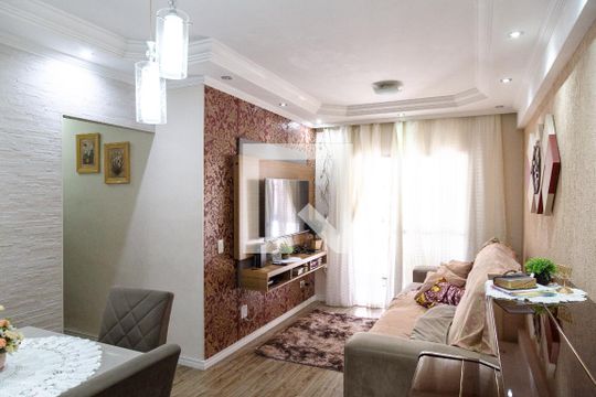 Apartamento para alugar com 2 quartos, 60m² em Jardim Gopouva, Guarulhos