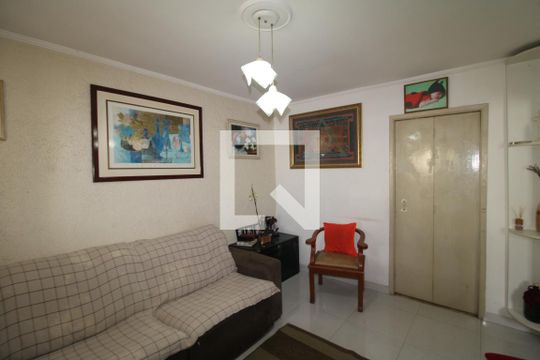 Casa para alugar com 4 quartos, 240m² em Casa Verde Alta, São Paulo