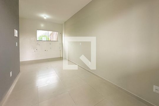 Apartamento para alugar com 1 quarto, 30m² em São João do Rio Vermelho, Florianópolis
