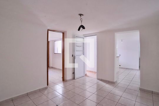 Casa para alugar com 1 quarto, 72m² em Vila Invernada, São Paulo