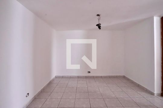 Casa para alugar com 1 quarto, 72m² em Vila Invernada, São Paulo