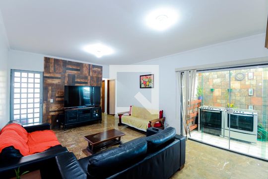 Casa à venda com 3 quartos, 495m² em Jardim São Jorge, Guarulhos