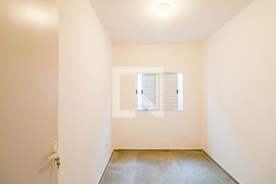 Casa para alugar com 2 quartos, 50m² em Parque Arariba, São Paulo