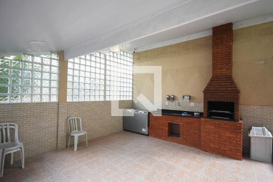 Churrasqueira de apartamento à venda com 2 quartos, 42m² em Jardim Paris, São Paulo