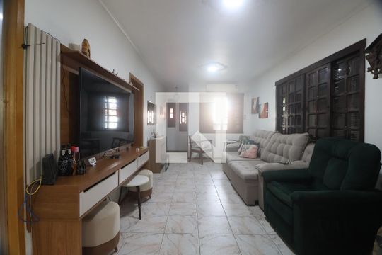 Casa para alugar com 3 quartos, 350m² em Rio Branco, Canoas