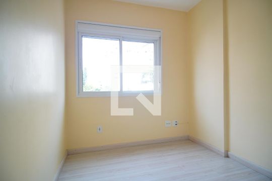 Quarto 3 de apartamento para alugar com 3 quartos, 79m² em Passo D’areia, Porto Alegre
