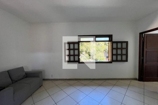 Apartamento para alugar com 2 quartos, 60m² em Novo Progresso, Contagem