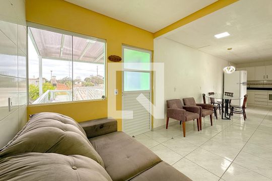 Apartamento para alugar com 2 quartos, 50m² em São João do Rio Vermelho, Florianópolis