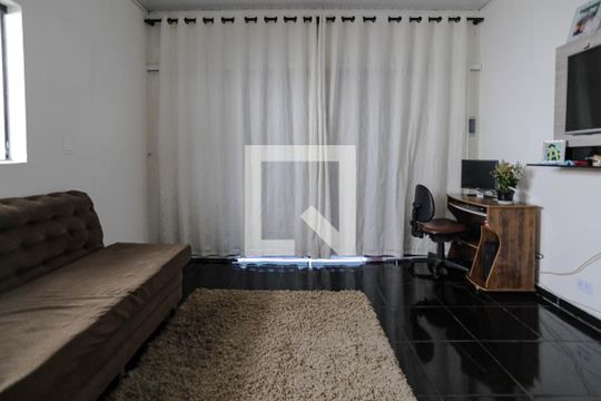 Casa para alugar com 2 quartos, 80m² em Jardim Doutora Liliana, Mogi das Cruzes